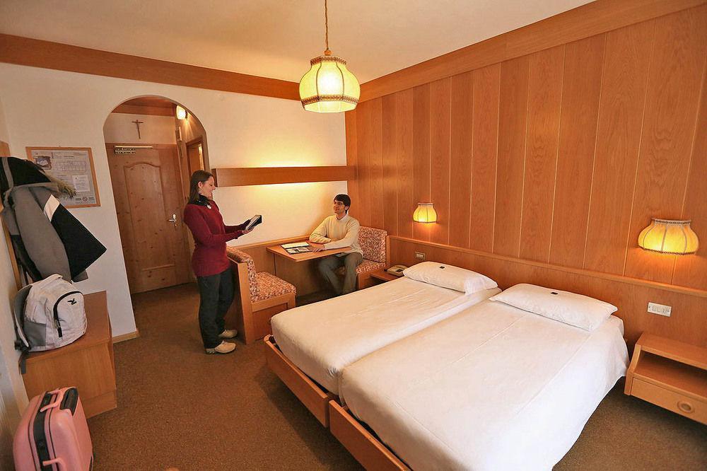 Al Piccolo Hotel فيغو دي فاسا المظهر الخارجي الصورة