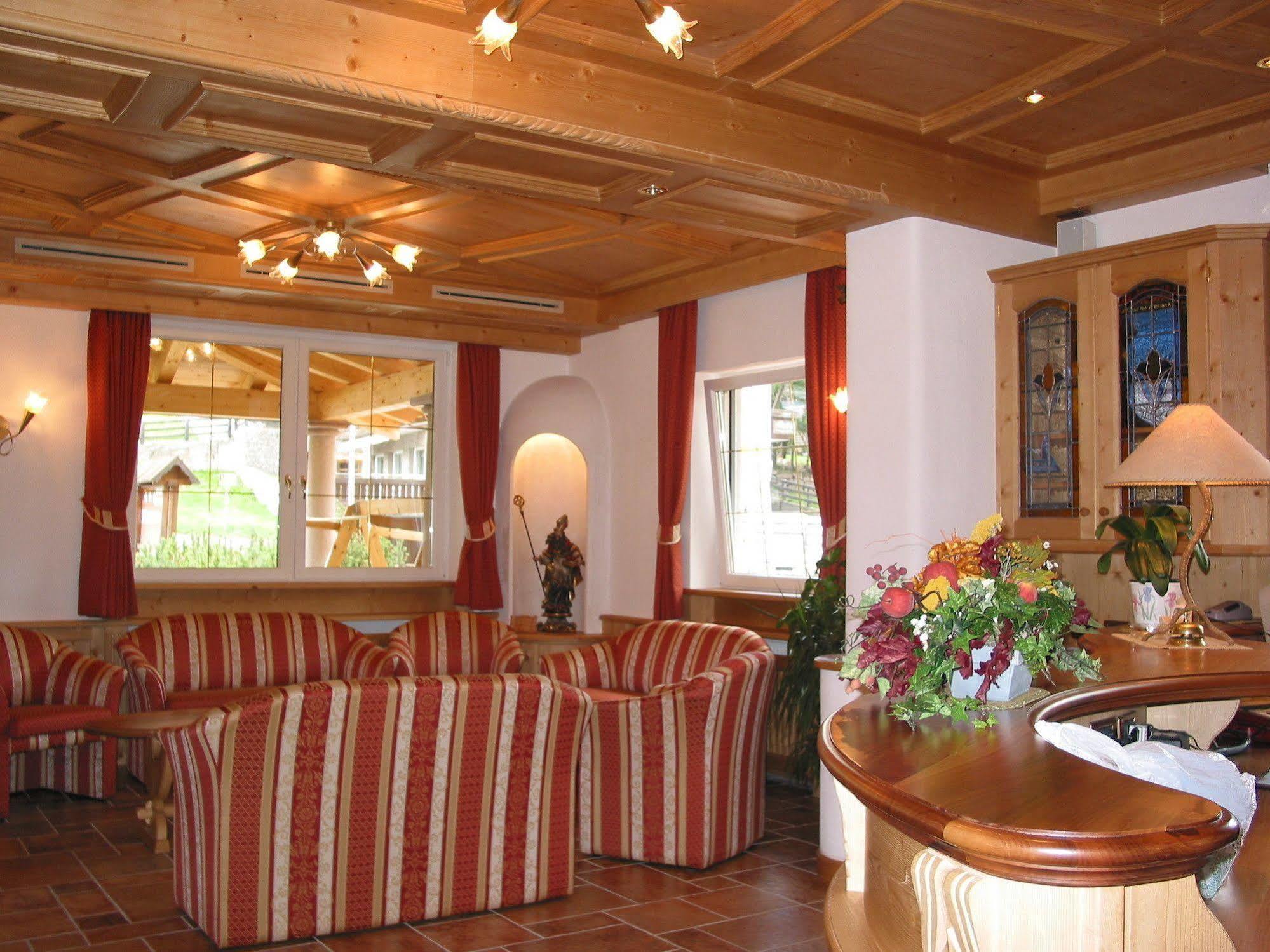 Al Piccolo Hotel فيغو دي فاسا المظهر الخارجي الصورة